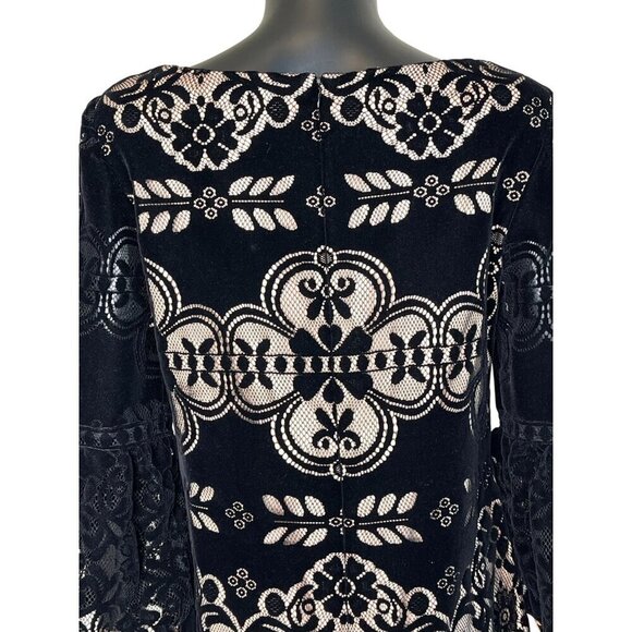 ✨Velvet Luxe Evening Dress Eliza J Black Lace Bell Sleeve Cocktail Dress Size 8✨ - Picture 7 of 10